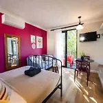 Green Point\'S Eyrie - Indulge In An Urban Oasis